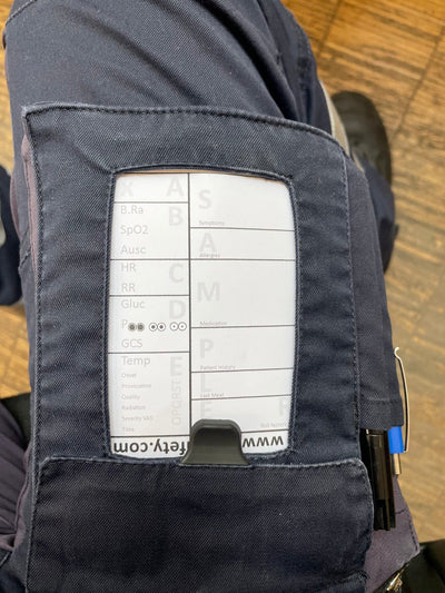 Trouserblock (typ A, English Version) for paramedics and EMTs, with ABCDE scheme, package with 10 blocks (type A), size A6