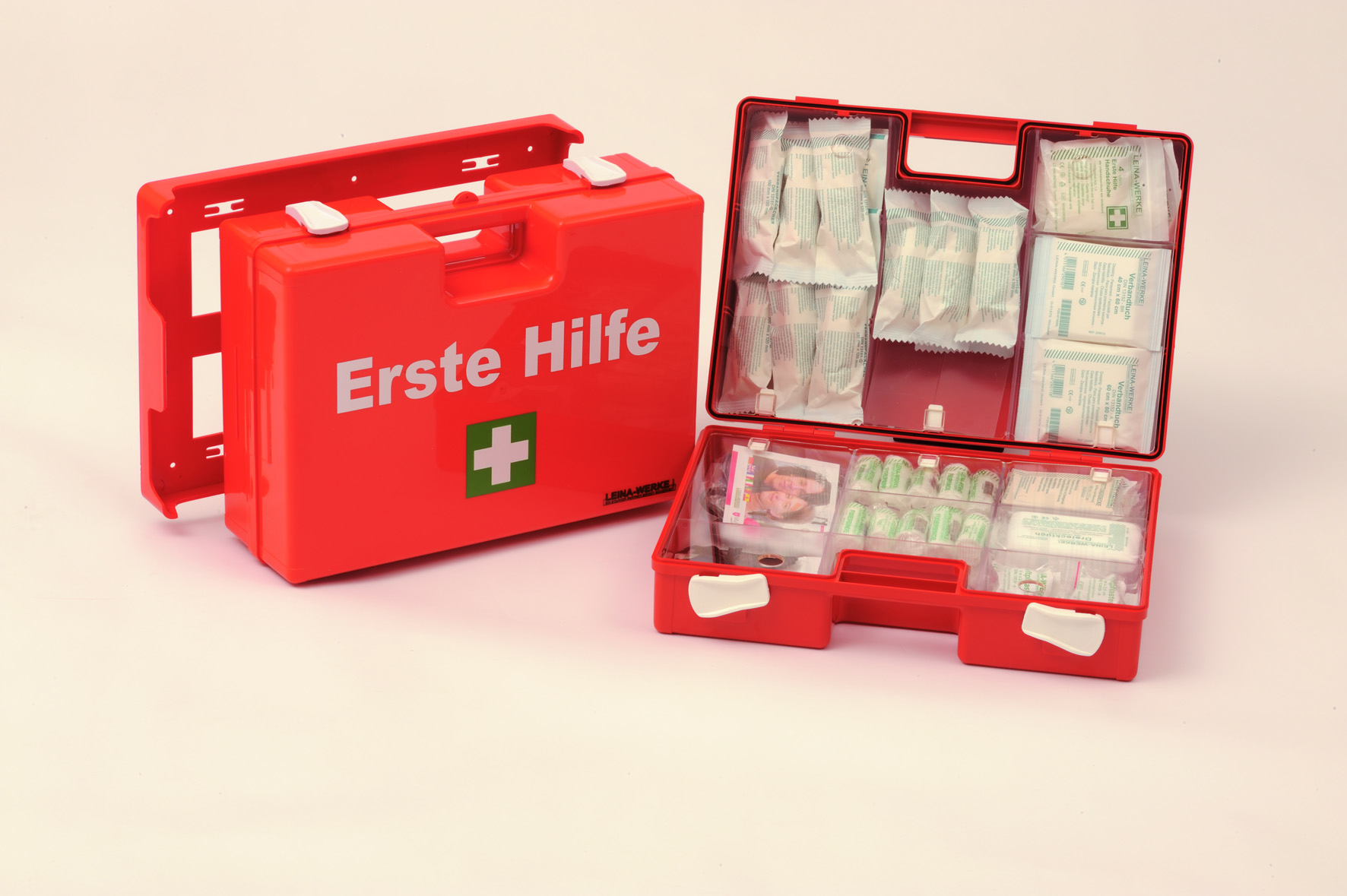 Erste-Hilfe-Koffer "Multi" mit Inhalt. orange, aus schlagfestem ABS Kunststoff